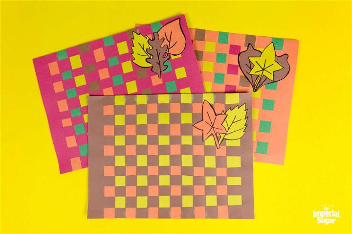 Woven Thanksgiving Placemats for Preschool