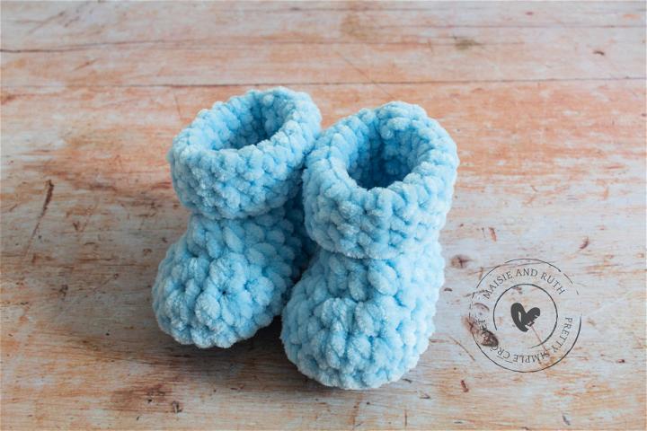 Chunky Crochet Baby Booties Design - Free Pattern