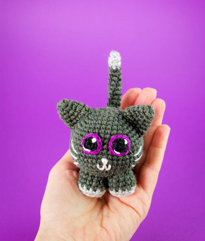 Pretty Crochet Chubby Black Kitten Pattern