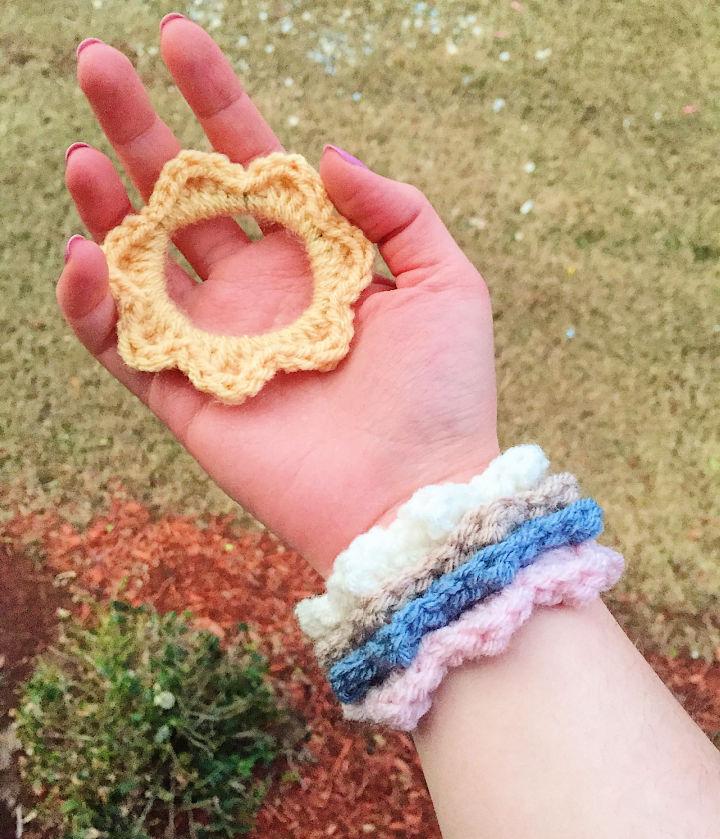 Fastest Crochet Flower Scrunchie Pattern