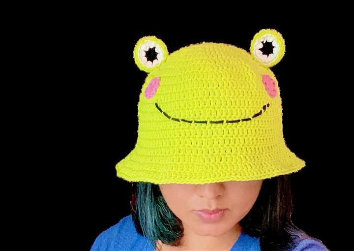 Crochet Frog Bucket Beanie Pattern
