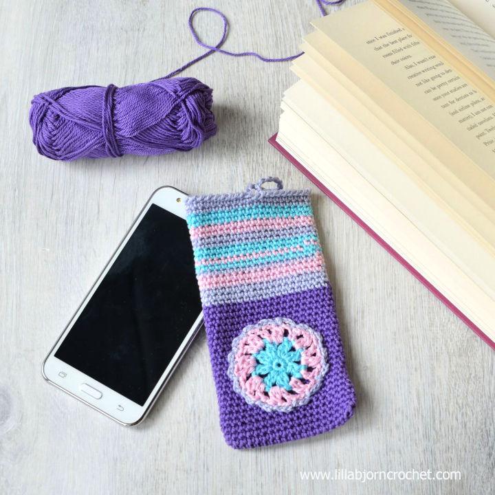 Simple Crochet Secret Pearl Phone Cozy Pattern