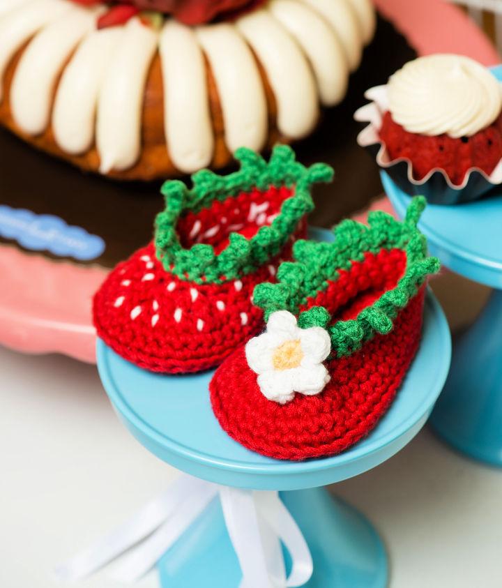 Making Strawberry Baby Booties - Free Crochet Pattern