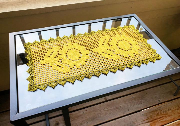 Crocheting a Sunflower Table Runner - Free Pattern
