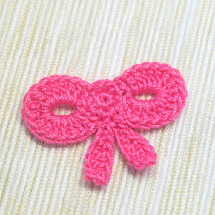 Cute Crochet Bow Pattern