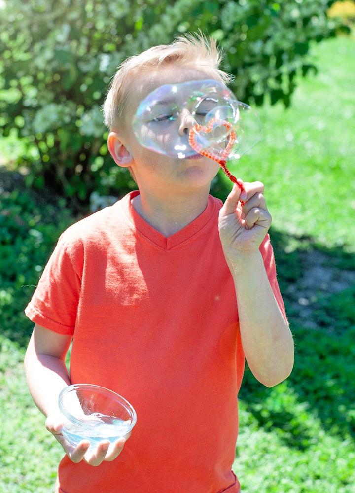DIY Bubble Wand and Solution