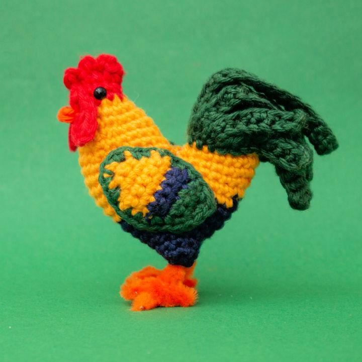 Free Crochet Amigurumi Rooster Pattern to Print