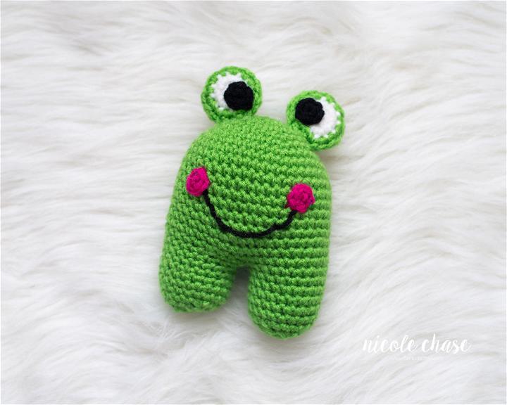 Free Crochet Frankie the Frog Pattern