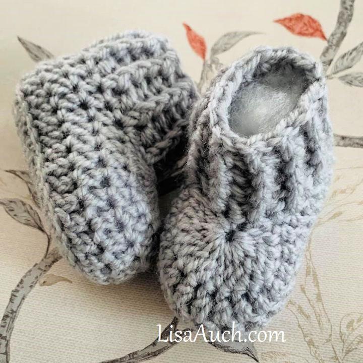 Crochet Basic Baby Booties in 10 Minutes