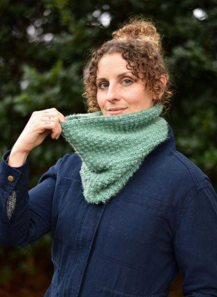 How to Crochet Cobbled Cowl - Free Pattern