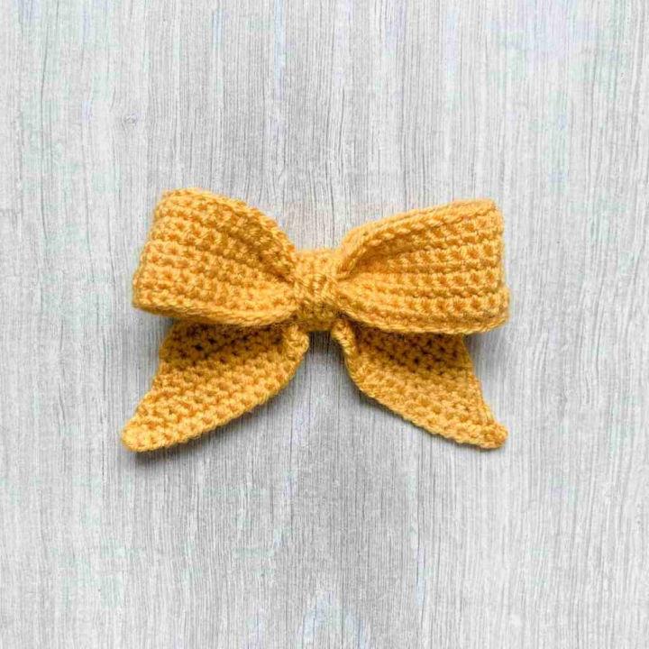 How to Crochet a Decorative Bow