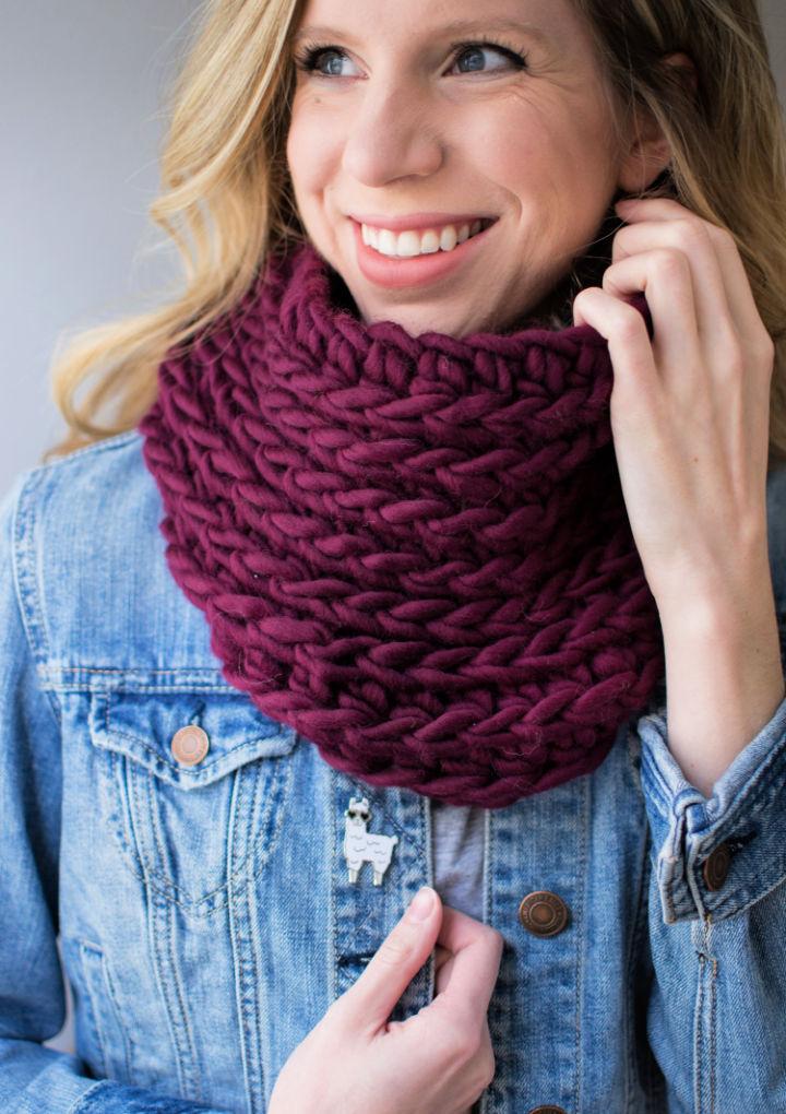 Modern Crochet The Ridge Cowl Pattern