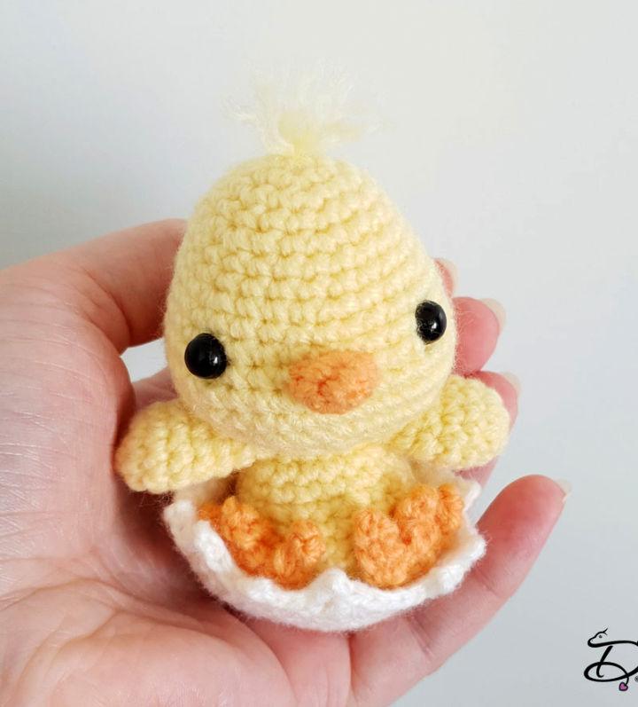 Pretty Crochet Baby Chicken Pattern