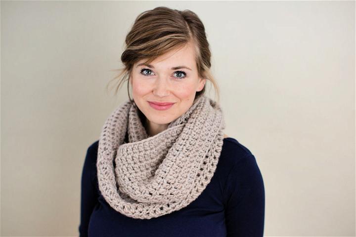 Simple Crochet Infinity Scarf Pattern