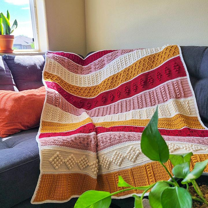Beautiful Crochet Along Blanket Pattern