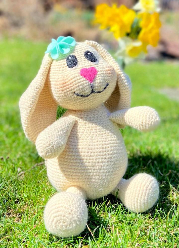 Beautiful Crochet Stuffed Bunny Amigurumi Pattern