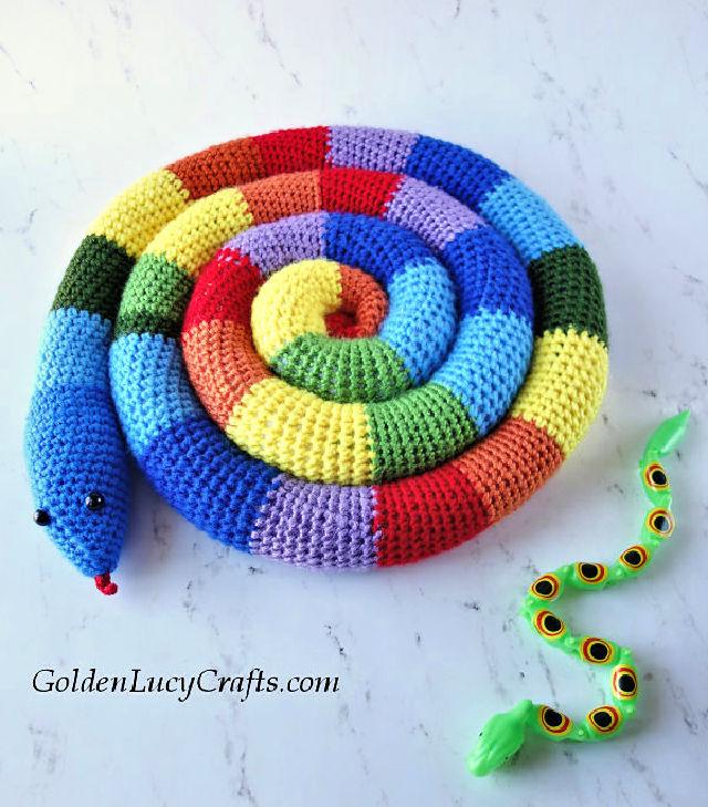 Colorful Crochet Kids Snake Seat Cushion - Free Pattern