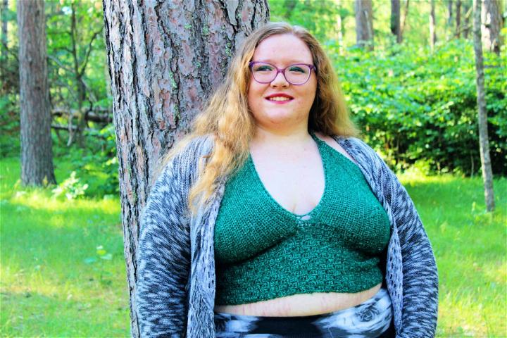 Crochet Into the Forest Crop Top Pattern for Plus Size