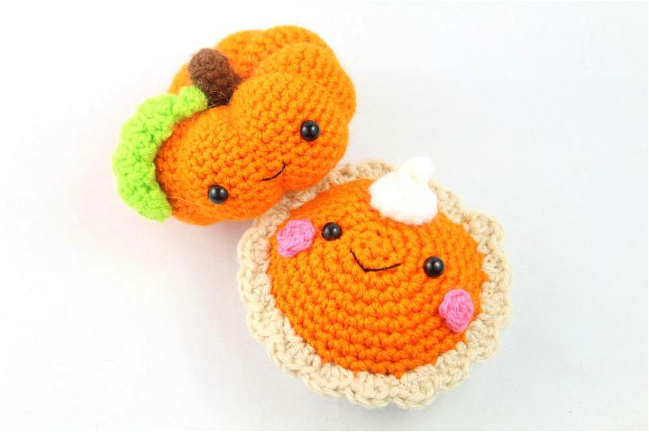 Crochet Pumpkin Pie Amigurumi Pattern