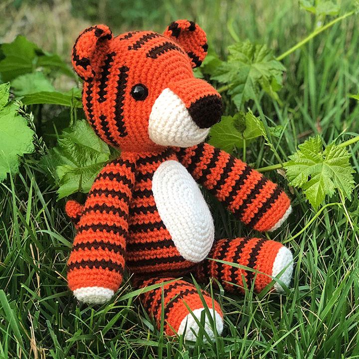 Crochet Thomas the Tiger Amigurumi Pattern