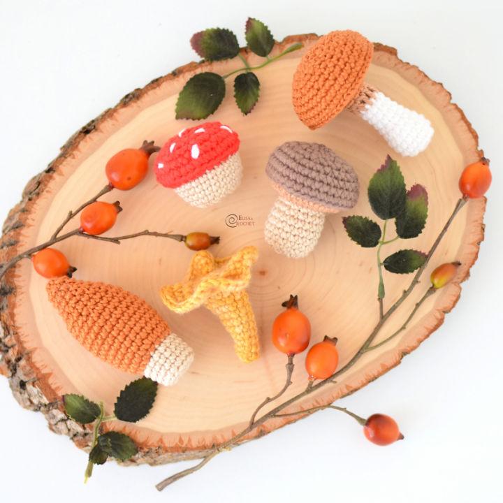Crocheted Mushrooms Set Pattern
