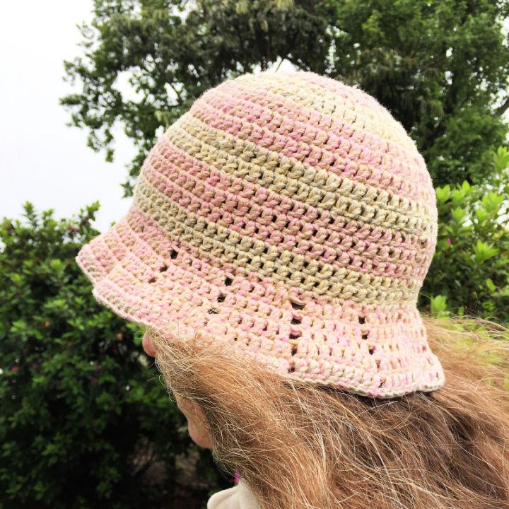 Easy Crocheted Summer Hat With Brim