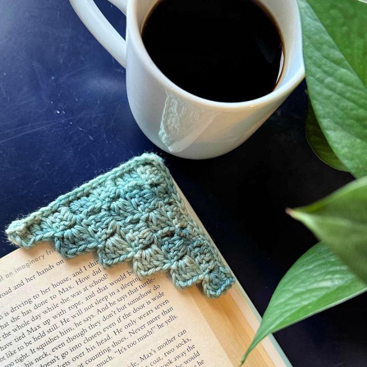 Free Crochet C2C Corner Bookmark Diagram