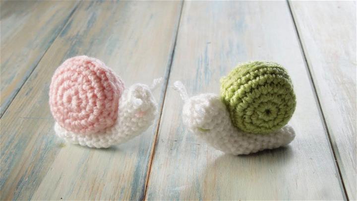 Free Crochet Mini Snail Pattern