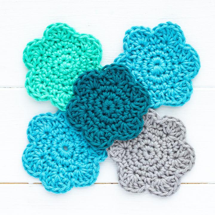 Free Flower Face Scrubbies Crochet Pattern for Beginners