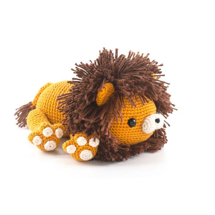 Gorgeous Crochet Stuffed Lion Pattern