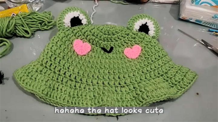 How to Make a Frog Eye Hat - Free Crochet Pattern