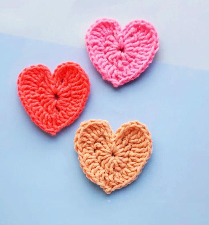 How to Crochet a Small Heart - Free Pattern