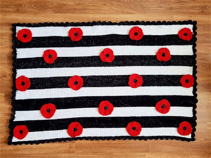 Crochet Poppy Flower Baby Blanket Design - Free Pattern
