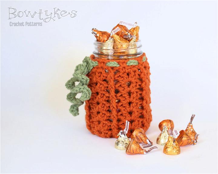 Pretty Crochet Pumpkin Jar Cozy Pattern