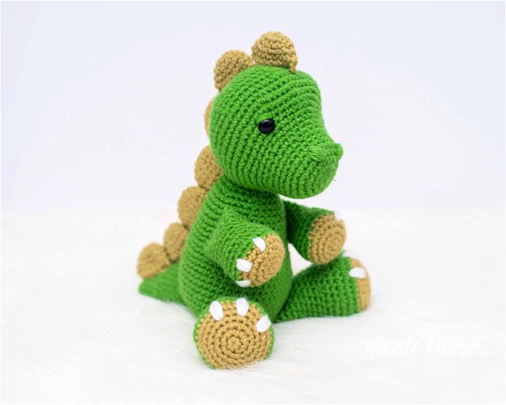 Toby the Tarbosaurus Dinosaur Crochet Pattern