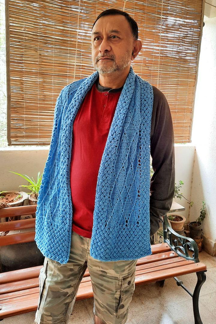 Adorable Crochet MO Dhaid Mens Scarf Idea