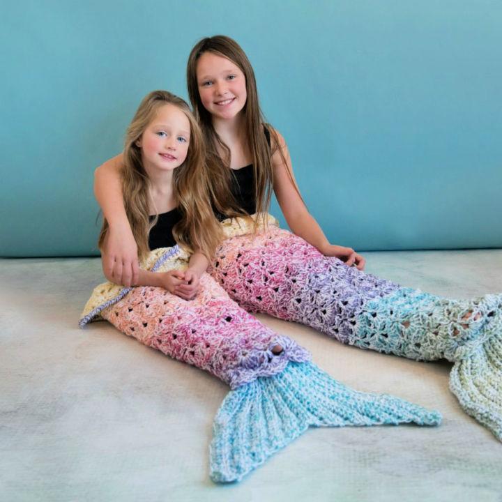 Crochet Rainbow Sparkle Mermaid Fin Blanket Pattern for Kids