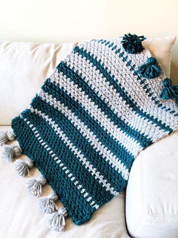 Crochet Two Toned Tassel Baby Boy Blanket Pattern