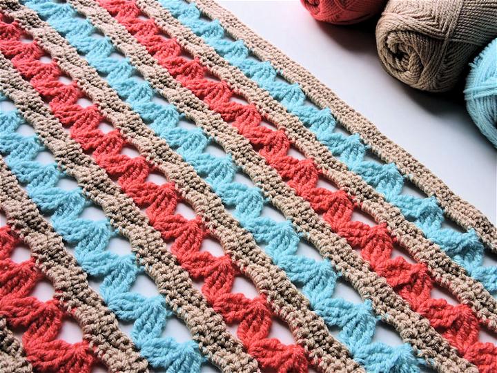 Crochet Zig Zag Hugs Lap Throw Pattern
