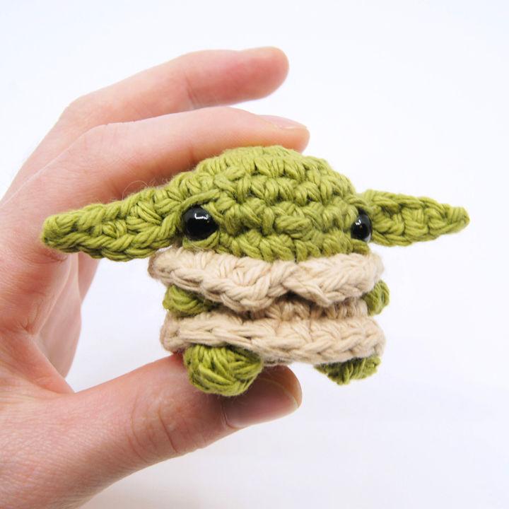 How to Make a Crocheted Baby Yoda