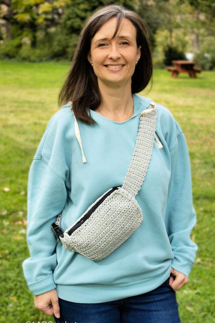Small Crochet Crossbody Belt Bag Pattern