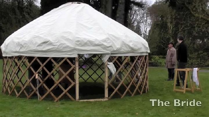 Building a Yurt in Days