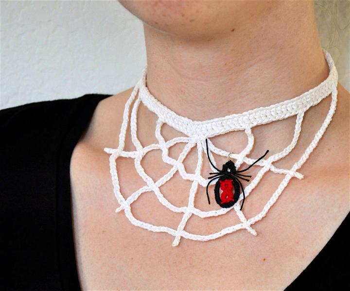 Beautiful Crochet Spider Web Necklace Pattern