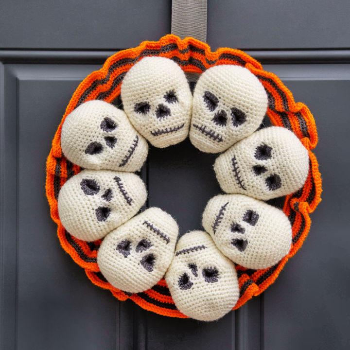Crochet Circle of Skulls Wreath Pattern