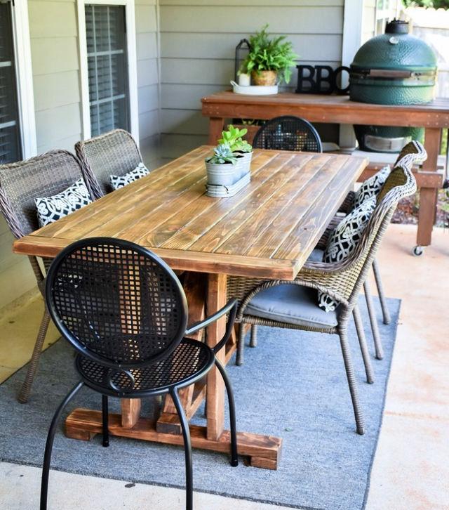 Farmhouse Outdoor Patio Table With × ’s