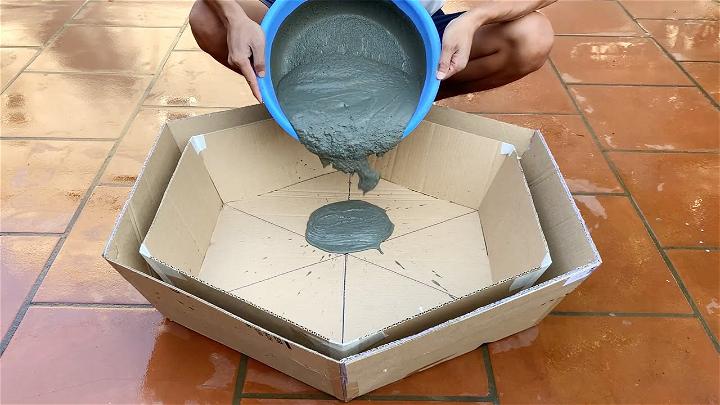 how to make a concrete mold