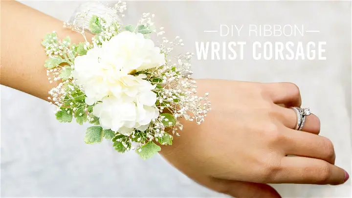 how to make a corsage