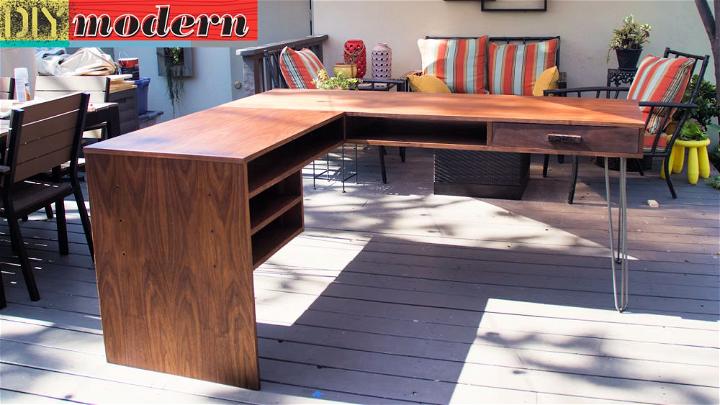 Contemporary L shaped Hairpin Legs Desk