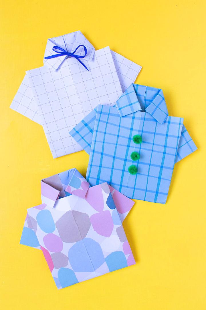 Tarjeta de camisa de origami de bricolaje