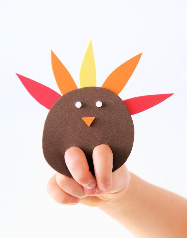 DIY Turkey Finger Puppet